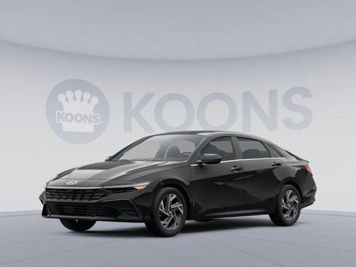 2025 Hyundai ELANTRA SEL