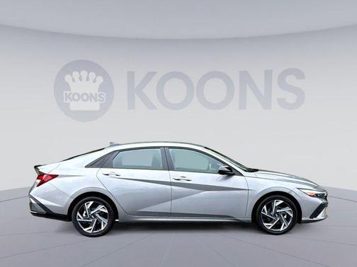 2025 Hyundai ELANTRA Sport
