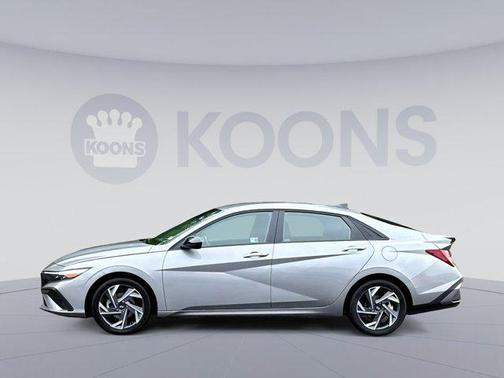 2025 Hyundai ELANTRA Sport