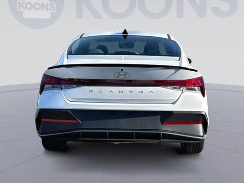 2026 Hyundai ELANTRA Sport