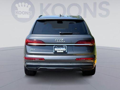 2021 Audi Q7 55 Premium Plus