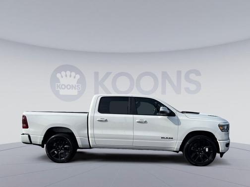Bright White Clearcoat 2023 RAM 1500 Laramie