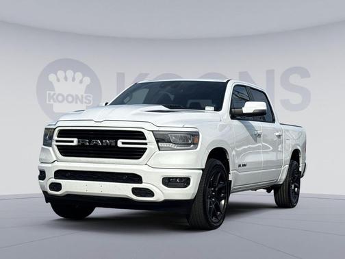 Bright White Clearcoat 2023 RAM 1500 Laramie