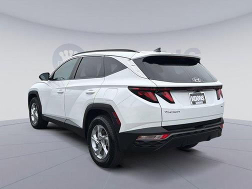 White Pearl 2024 Hyundai TUCSON SEL