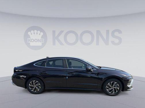 Carbon Blue 2026 Hyundai SONATA Hybrid Base