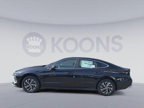 Carbon Blue 2026 Hyundai SONATA Hybrid Base
