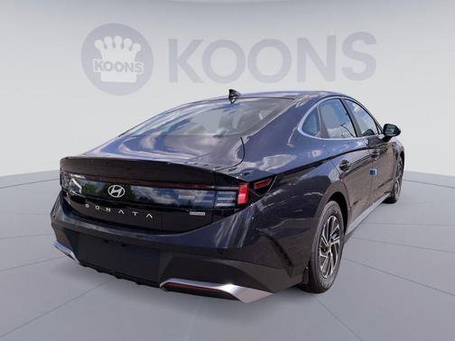 Carbon Blue 2026 Hyundai SONATA Hybrid Base