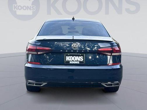 Blue Metallic 2020 Volkswagen Passat 2.0T R-Line