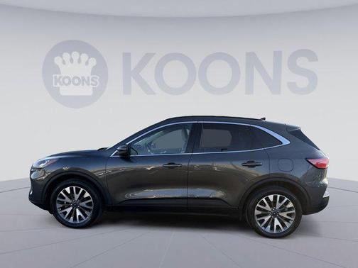 2020 Ford Escape Titanium