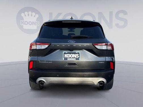 2020 Ford Escape Titanium