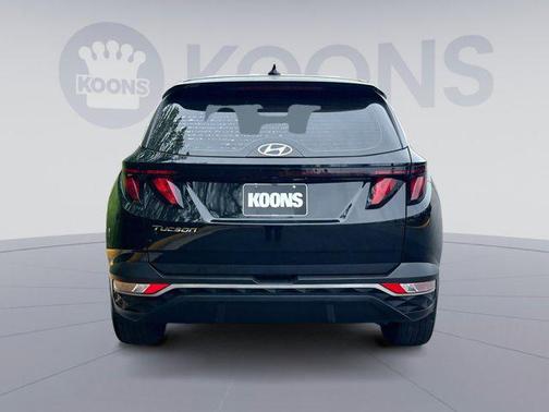 2022 Hyundai TUCSON SE