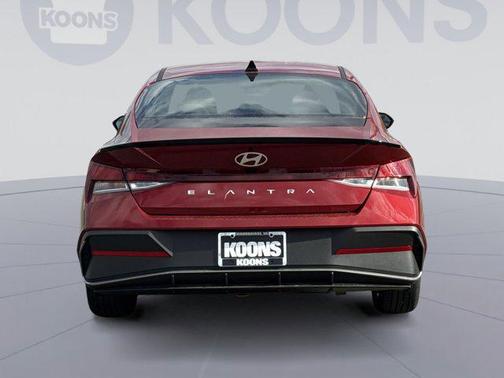 2025 Hyundai ELANTRA Sport