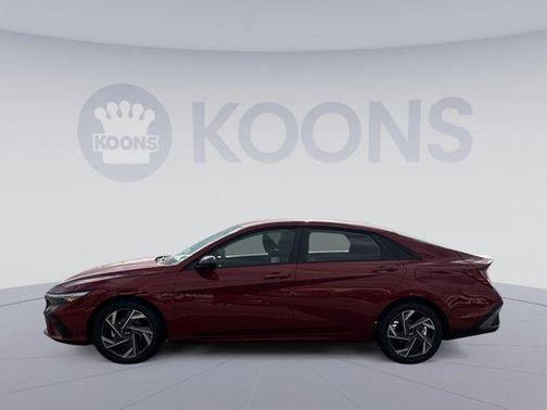 2025 Hyundai ELANTRA Sport