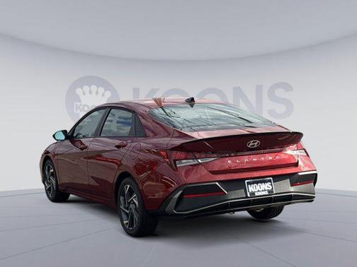 2025 Hyundai ELANTRA Sport