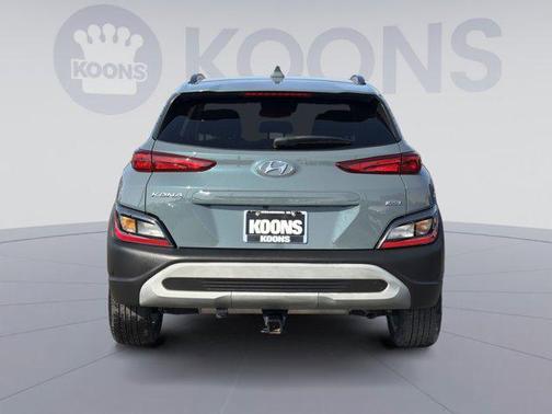 2022 Hyundai KONA SEL