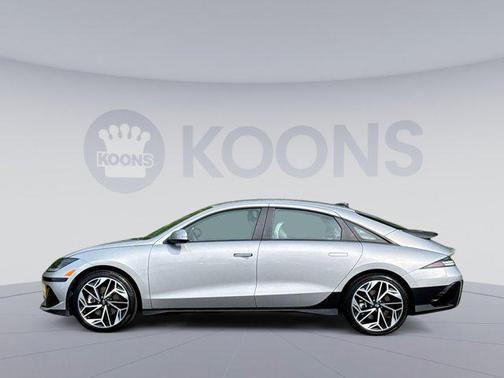 2023 Hyundai IONIQ 6 SE