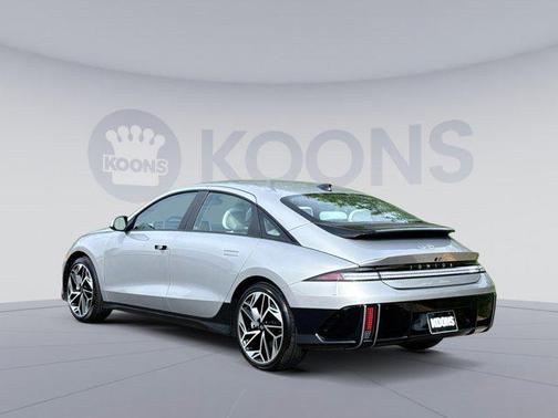 2023 Hyundai IONIQ 6 SE