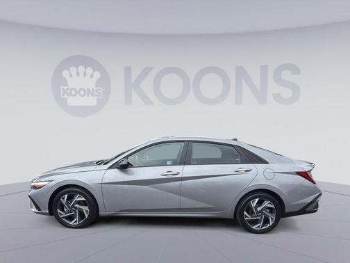 Fluid Metal 2025 Hyundai ELANTRA HEV SEL Sport