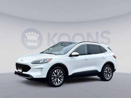 2020 Ford Escape Titanium