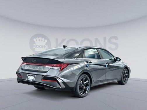 2026 Hyundai ELANTRA Sport