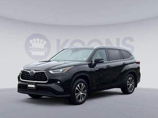 2021 Toyota Highlander Hybrid XLE
