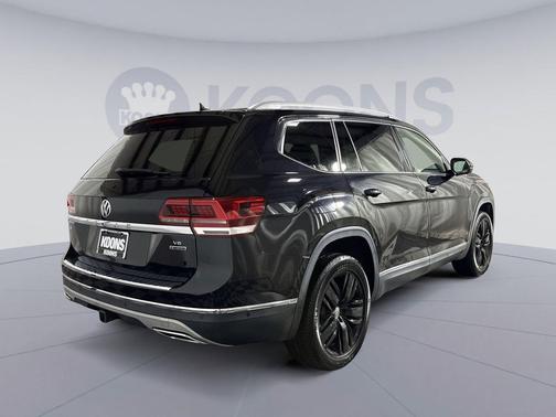Deep Black 2018 Volkswagen Atlas 3.6L SEL Premium