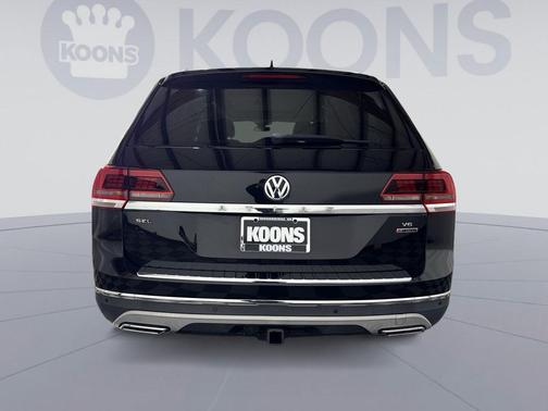 Deep Black 2018 Volkswagen Atlas 3.6L SEL Premium