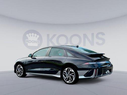2025 Hyundai IONIQ 6 SEL