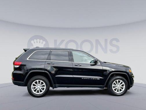 2022 Jeep Grand Cherokee Laredo
