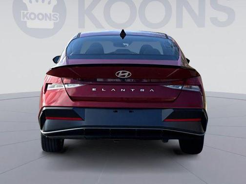 2026 Hyundai ELANTRA Sport