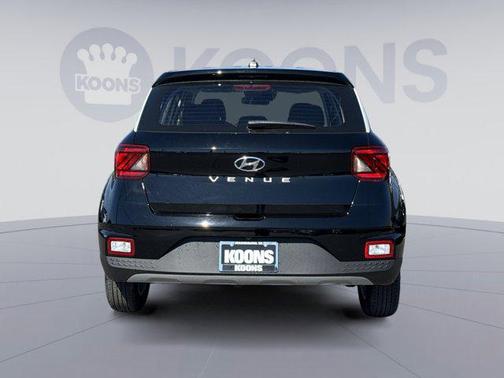 2026 Hyundai VENUE SE