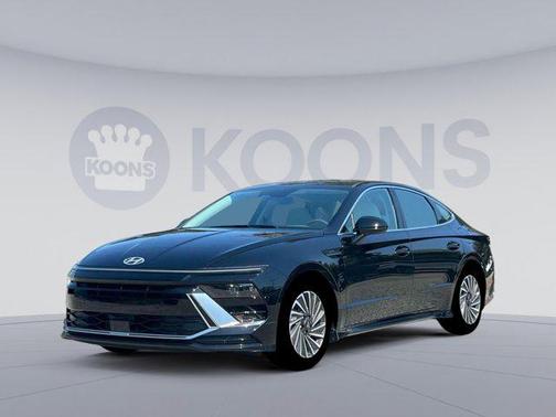 2025 Hyundai SONATA Hybrid SE