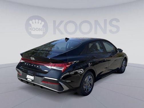 2026 Hyundai ELANTRA HEV Blue