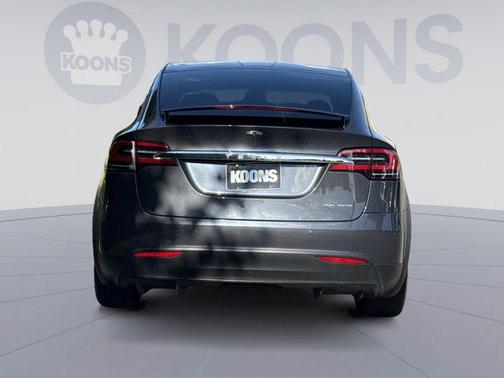 2019 Tesla Model X Long Range
