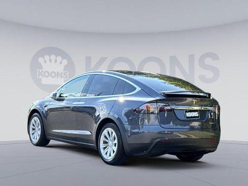 2019 Tesla Model X Long Range