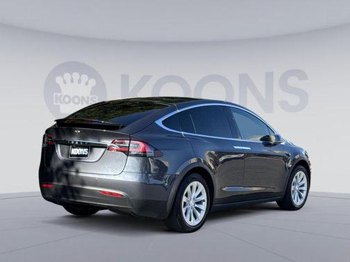 2019 Tesla Model X Long Range