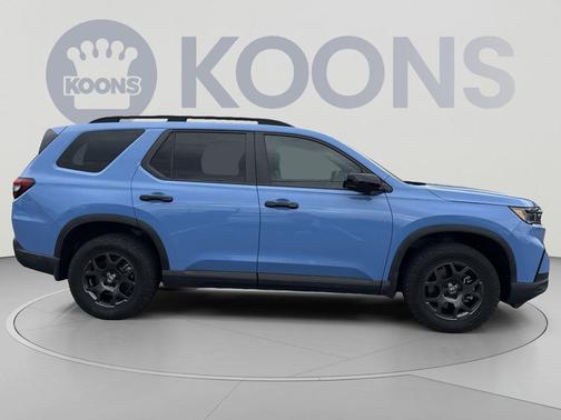 Diffused Sky Pearl 2024 Honda Pilot TrailSport