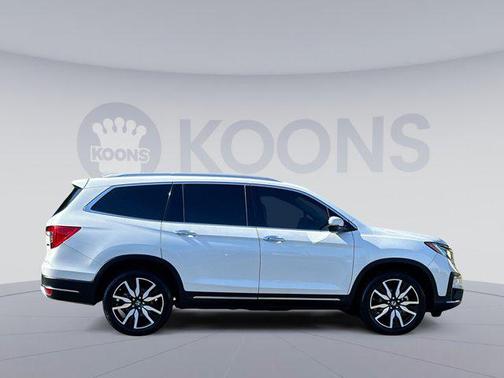 2022 Honda Pilot Touring 8-Passenger