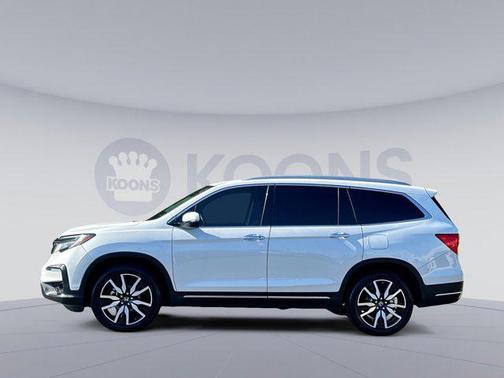 2022 Honda Pilot Touring 8-Passenger