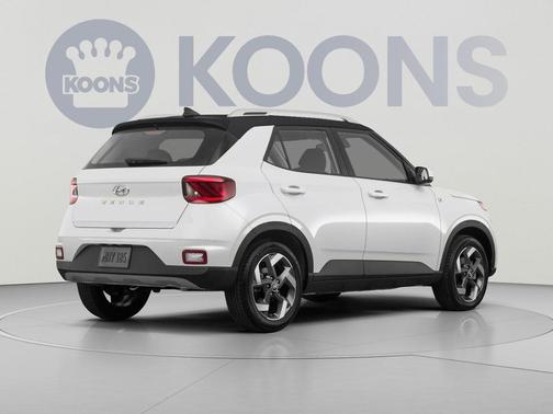 Lunar White w/Black Roof 2026 Hyundai VENUE SEL w/Two-Tone Roof