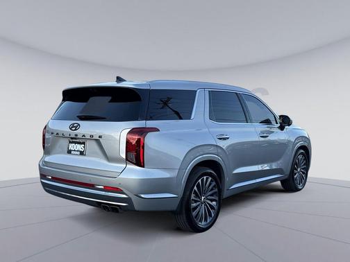 Typhoon Silver 2025 Hyundai PALISADE Calligraphy