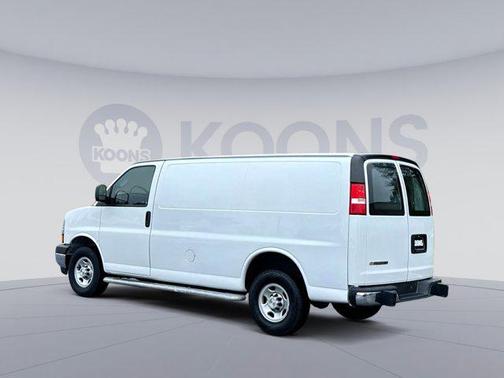 2022 Chevrolet Express 2500 RWD 2500 Regular Wheelbase WT