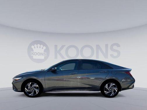 2025 Hyundai ELANTRA Sport