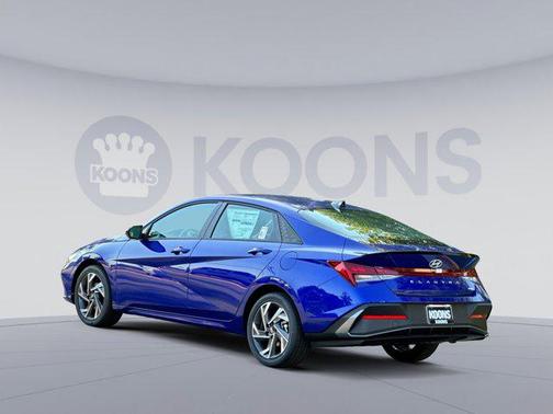 2025 Hyundai ELANTRA HEV SEL Sport