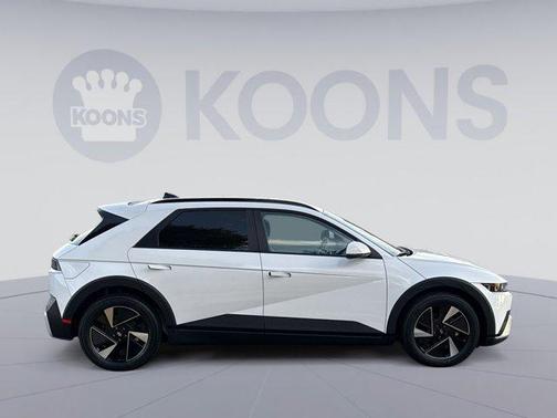 2025 Hyundai IONIQ 5 SEL