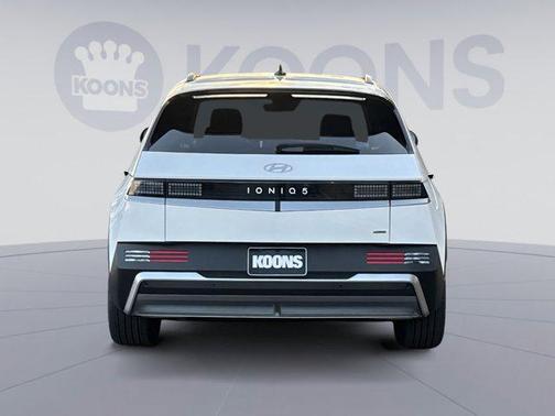 2025 Hyundai IONIQ 5 SEL