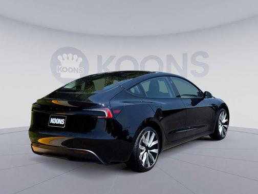 2025 Tesla Model 3 Long Range
