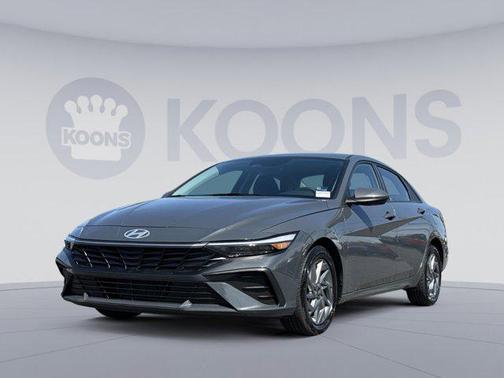 Ecotronic Gray 2024 Hyundai ELANTRA SEL