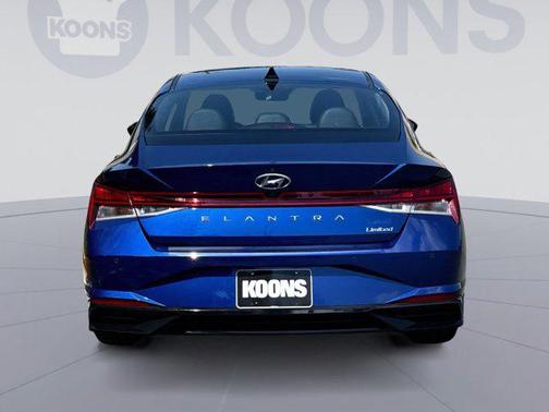 2022 Hyundai ELANTRA Limited