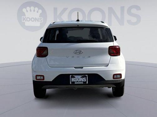 2025 Hyundai VENUE SE